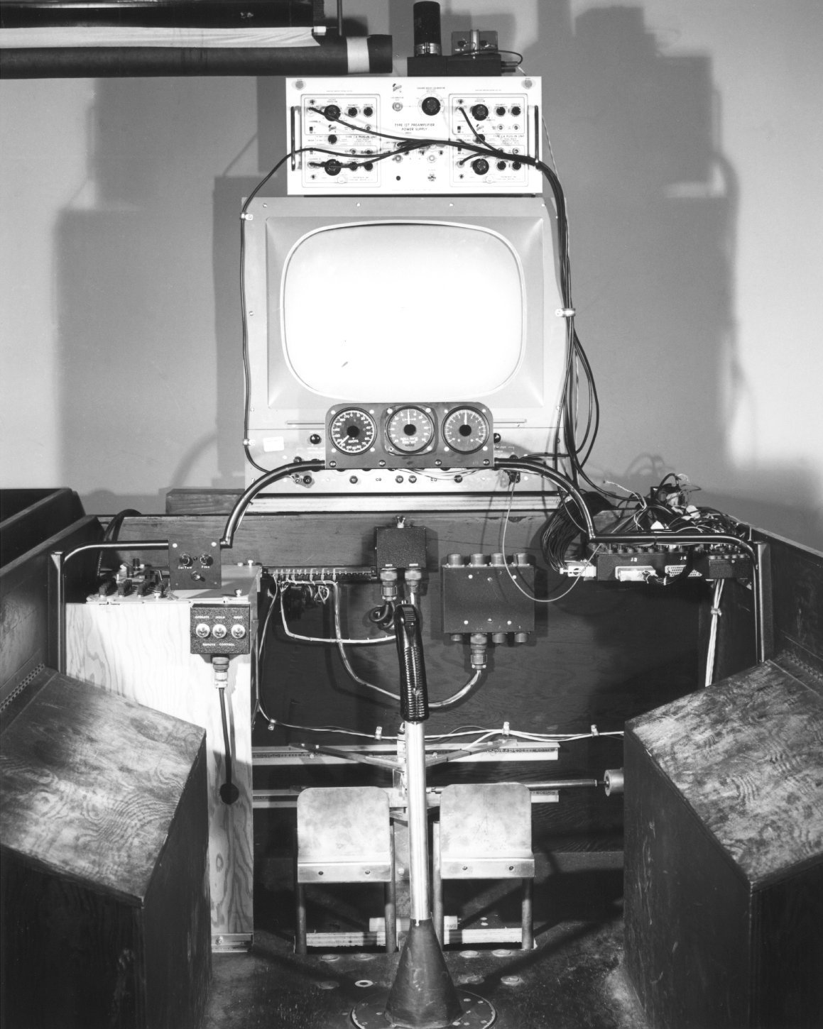 Cockpit de simulador de voo usado para treino