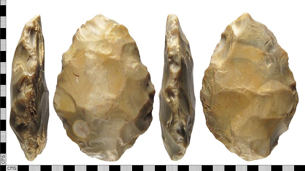 Biface paleolítico — tecnologia acheulense