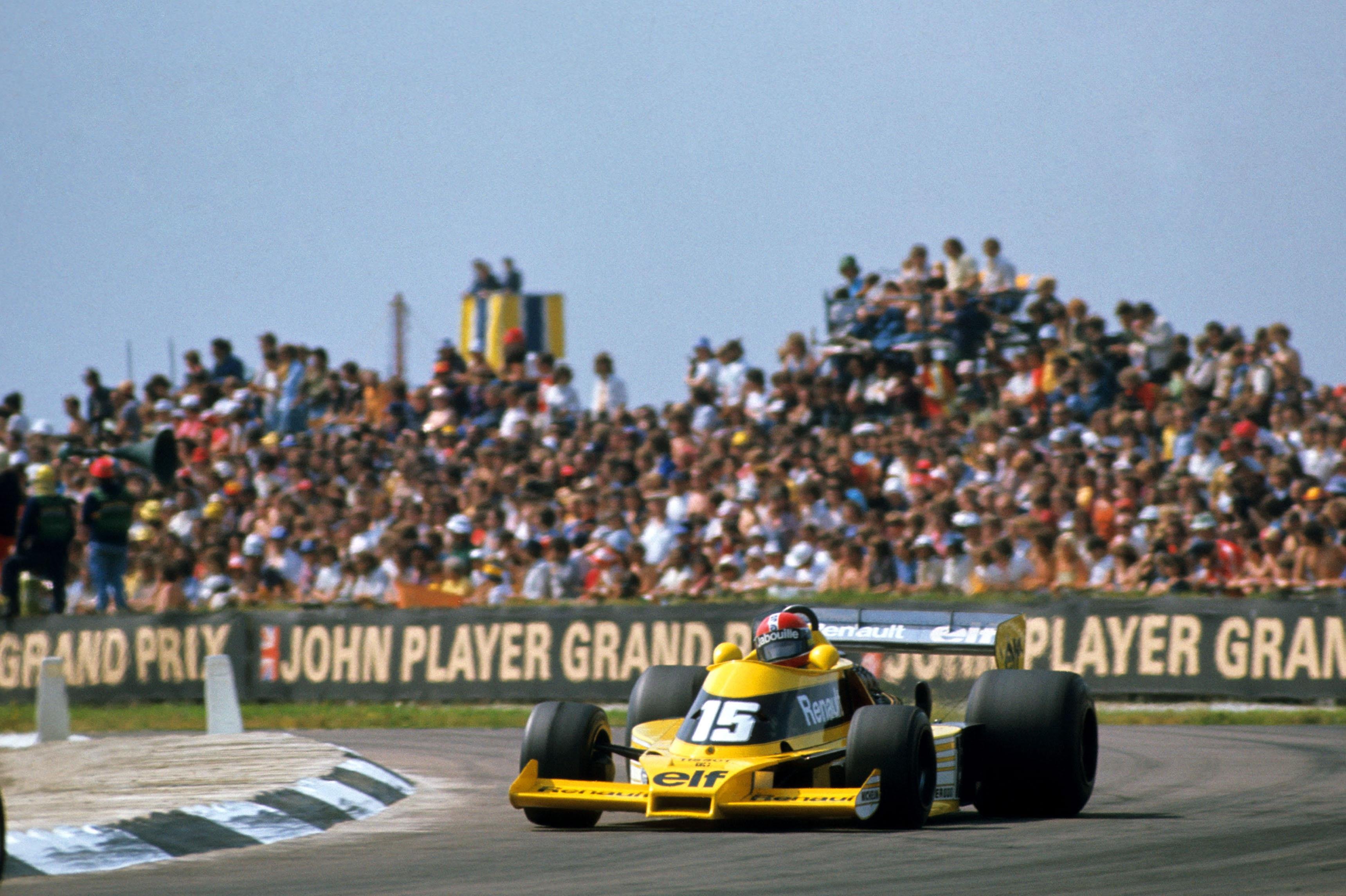 Renault RS01 de Fórmula 1 de 1977 em pista