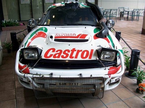 Toyota Celica GT-Four com decoração Castrol em exposição